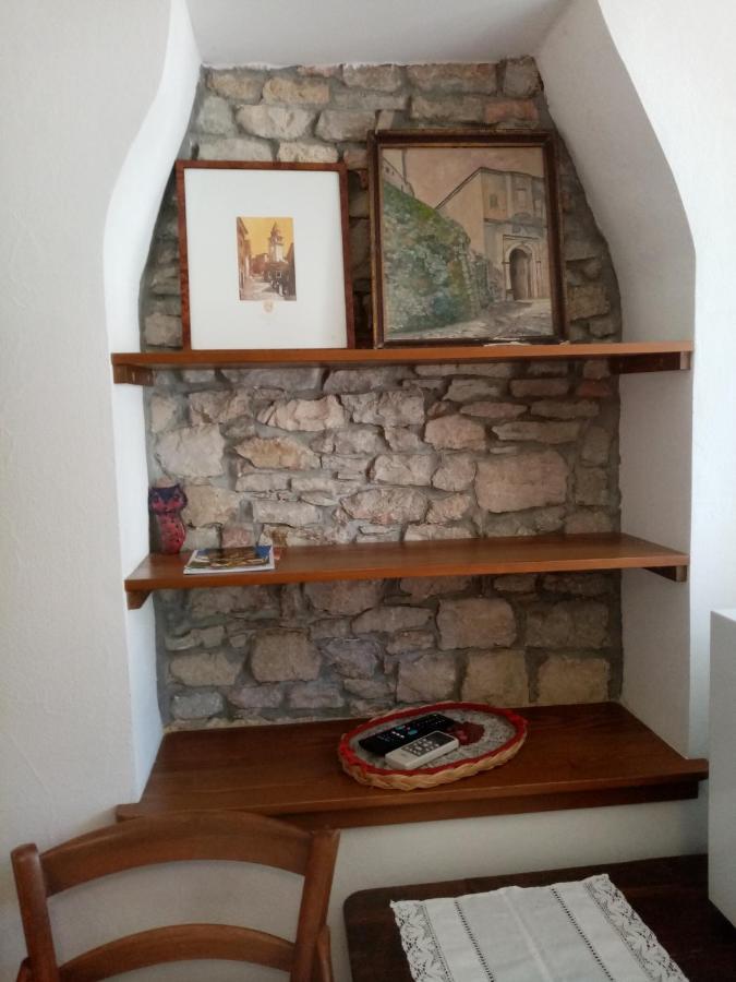 Rooms Serafin-Lavanda Motovun Εξωτερικό φωτογραφία