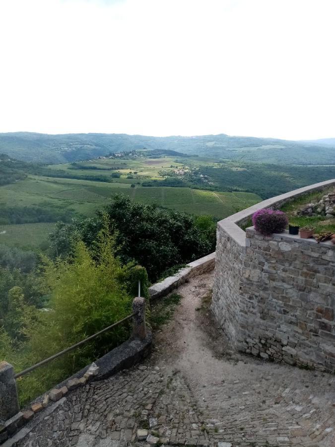 Rooms Serafin-Lavanda Motovun Εξωτερικό φωτογραφία